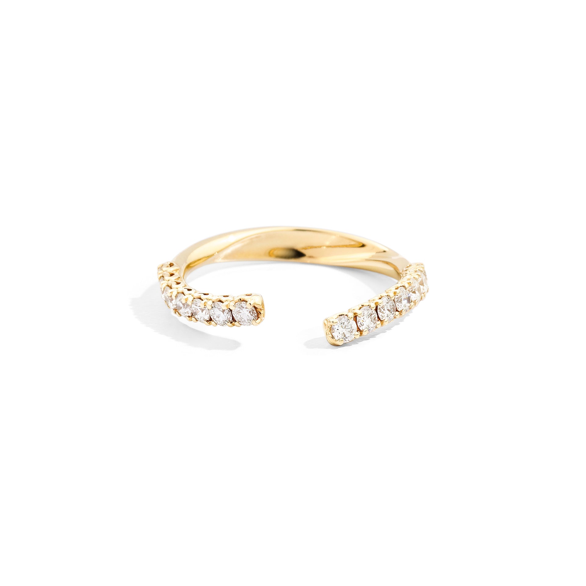 Anello veretta aperta asimmetrica in oro giallo con diamanti Recarlo