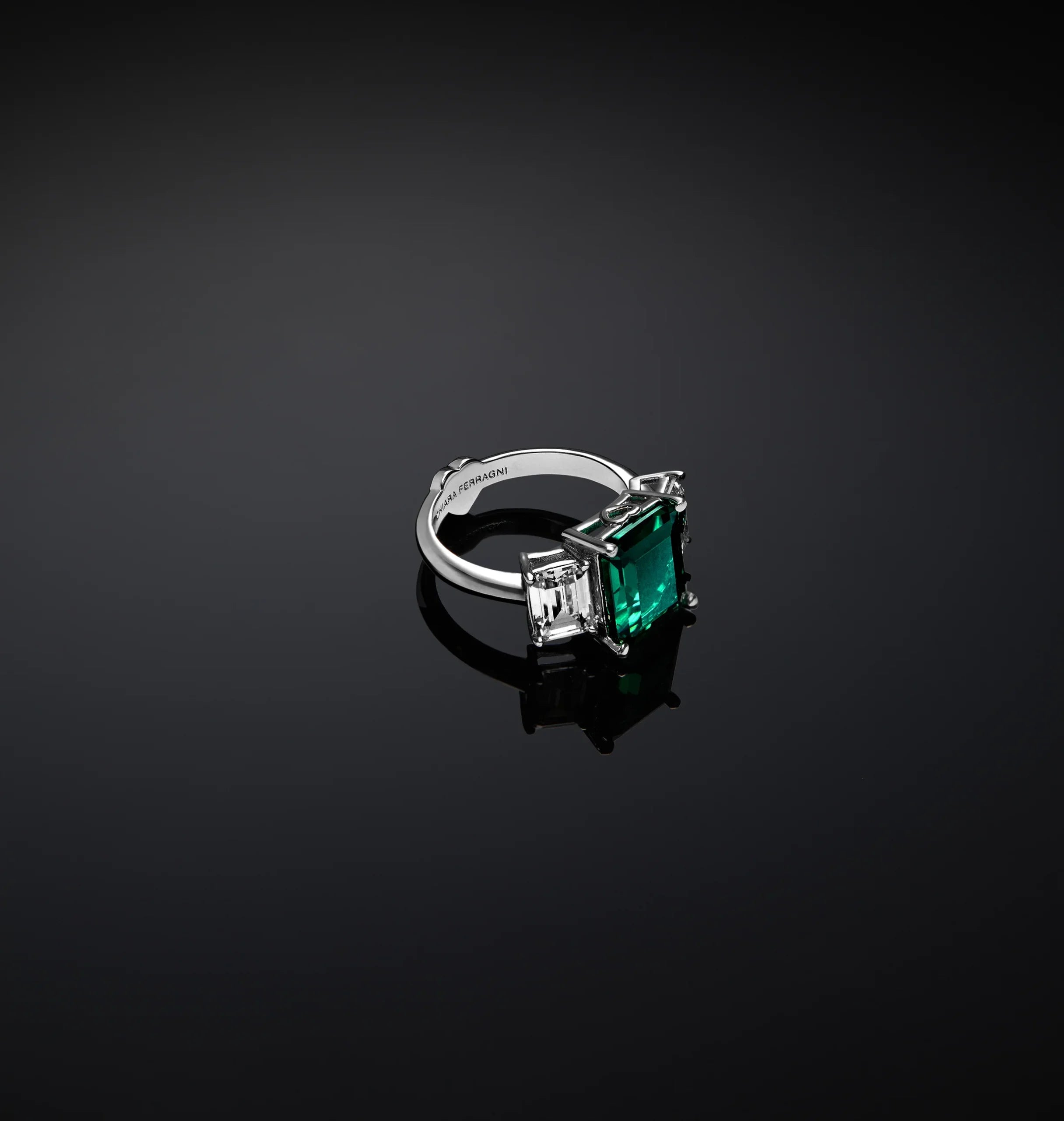 ANELLO TRILOGY EMERALD CHIARA FERRAGNI