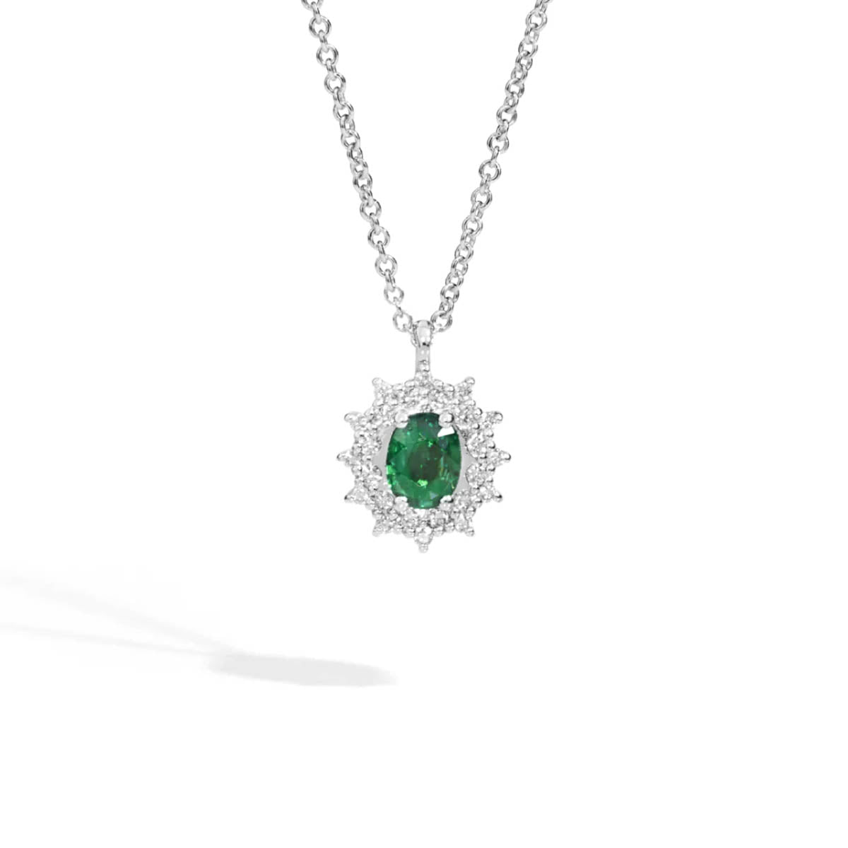 Collana Camelia diamanti e smeraldo taglio ovale