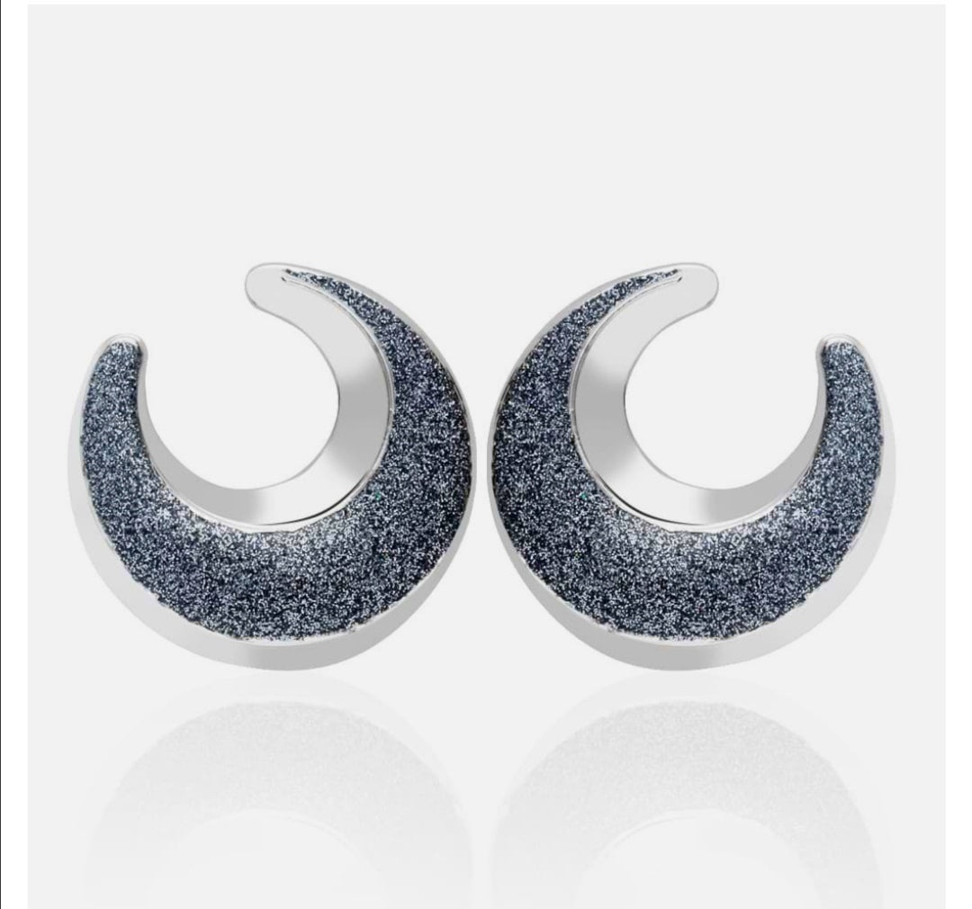 Orecchini in ottone rodiato e glitter antracite